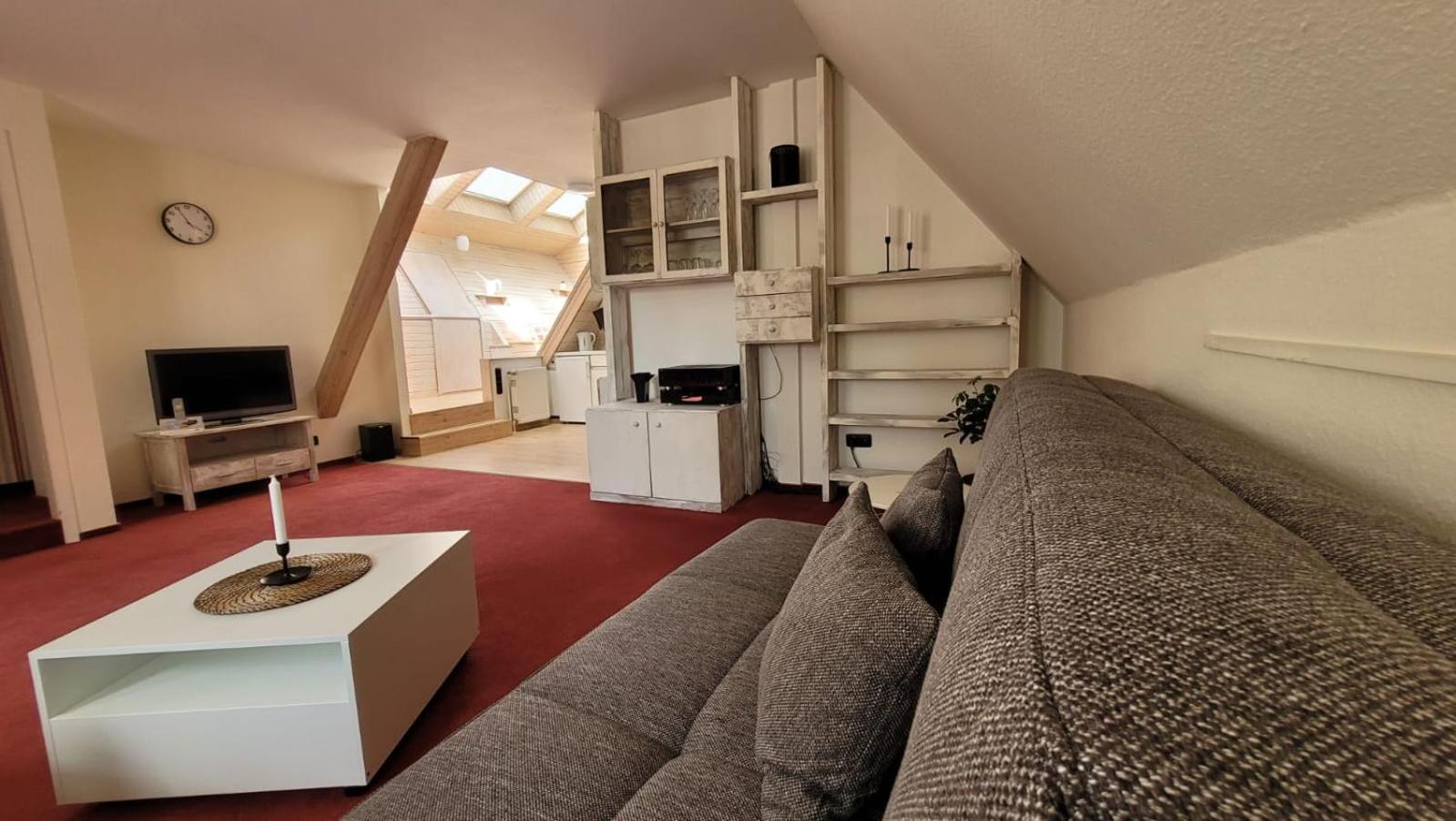 Hotel Zur Linde Meldorf Exteriör bild